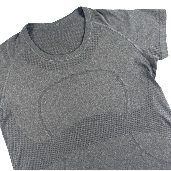 lululemon athletica Tops - Lululemon Swiftly Tech Top Womens 12 Short Sleeve Shirt Gray Athleisure
